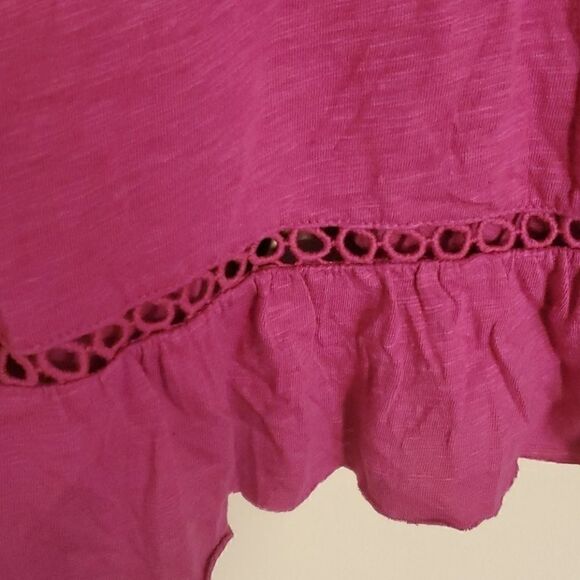 Ruffle back tank    - Picture 2 of 6